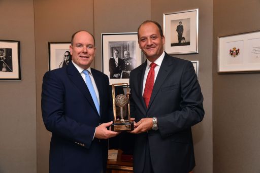 Padel-Monaco-Monseigneur-et-Trophee.jpg